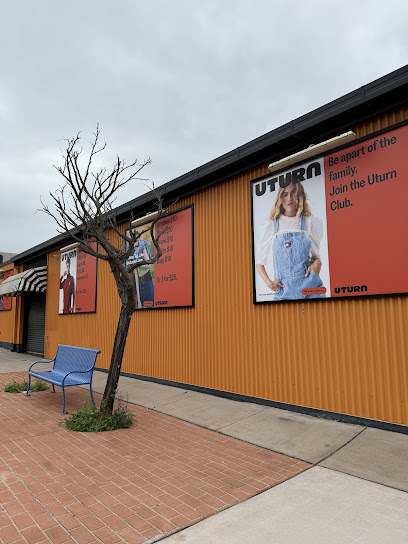 Uturn Riverwood Outlet