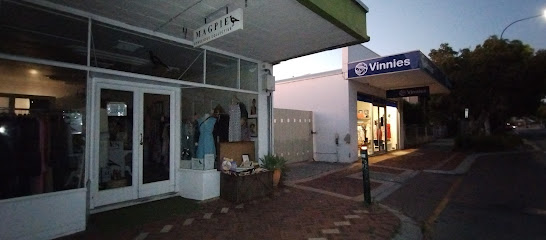 Magpie Conscious Collective Secondhand Clothing
