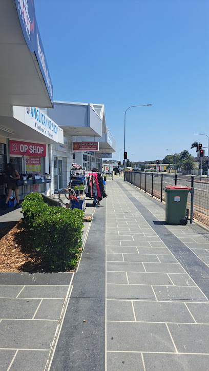 Gold Coast North Anglican Op Shop - Labrador