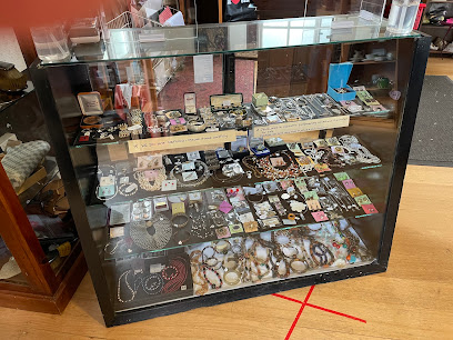 Red Hill Op Shop